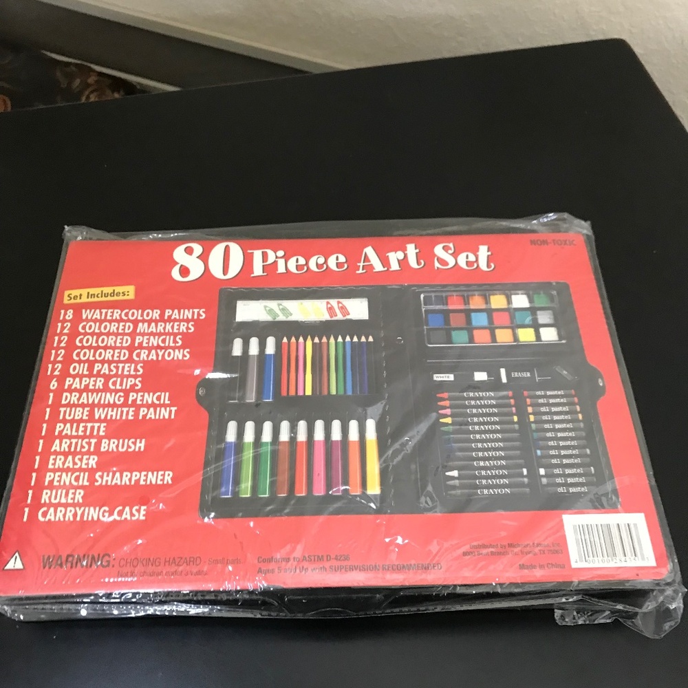 80 Piece Art  Set , NWT.